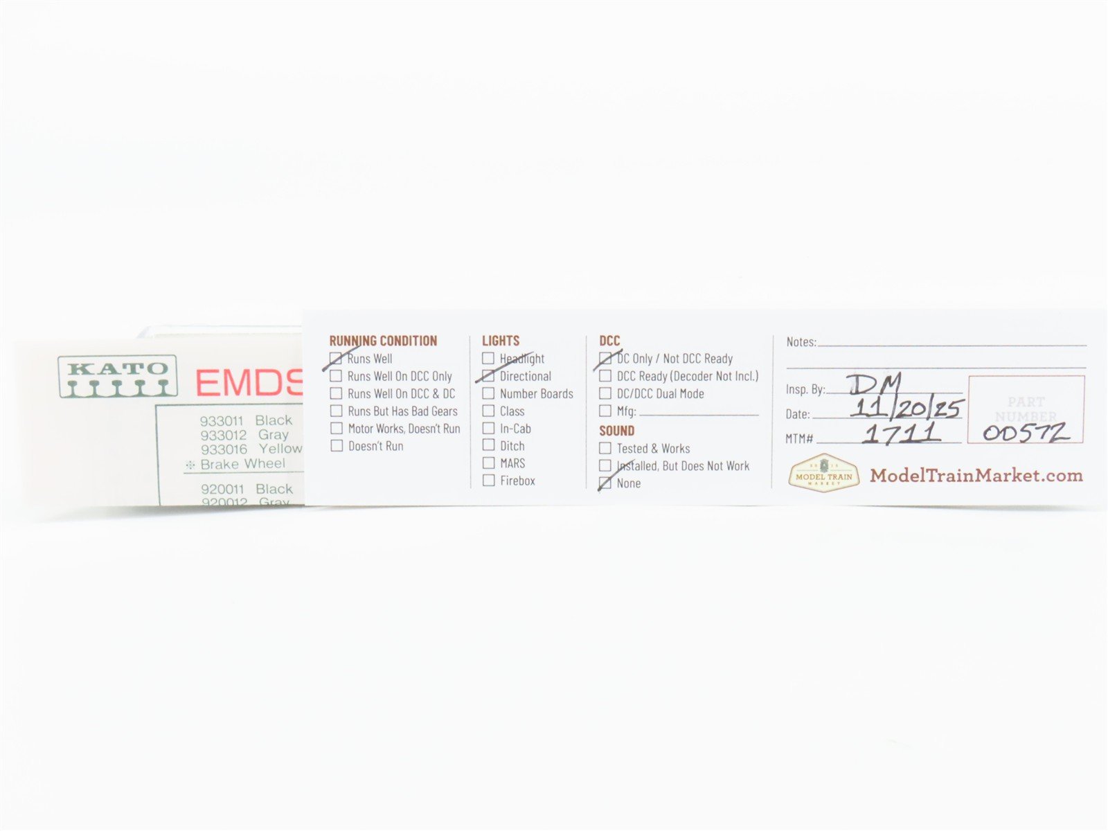 N Scale KATO 176-3113 GN Great Northern EMD SD45 Diesel Locomotive #415