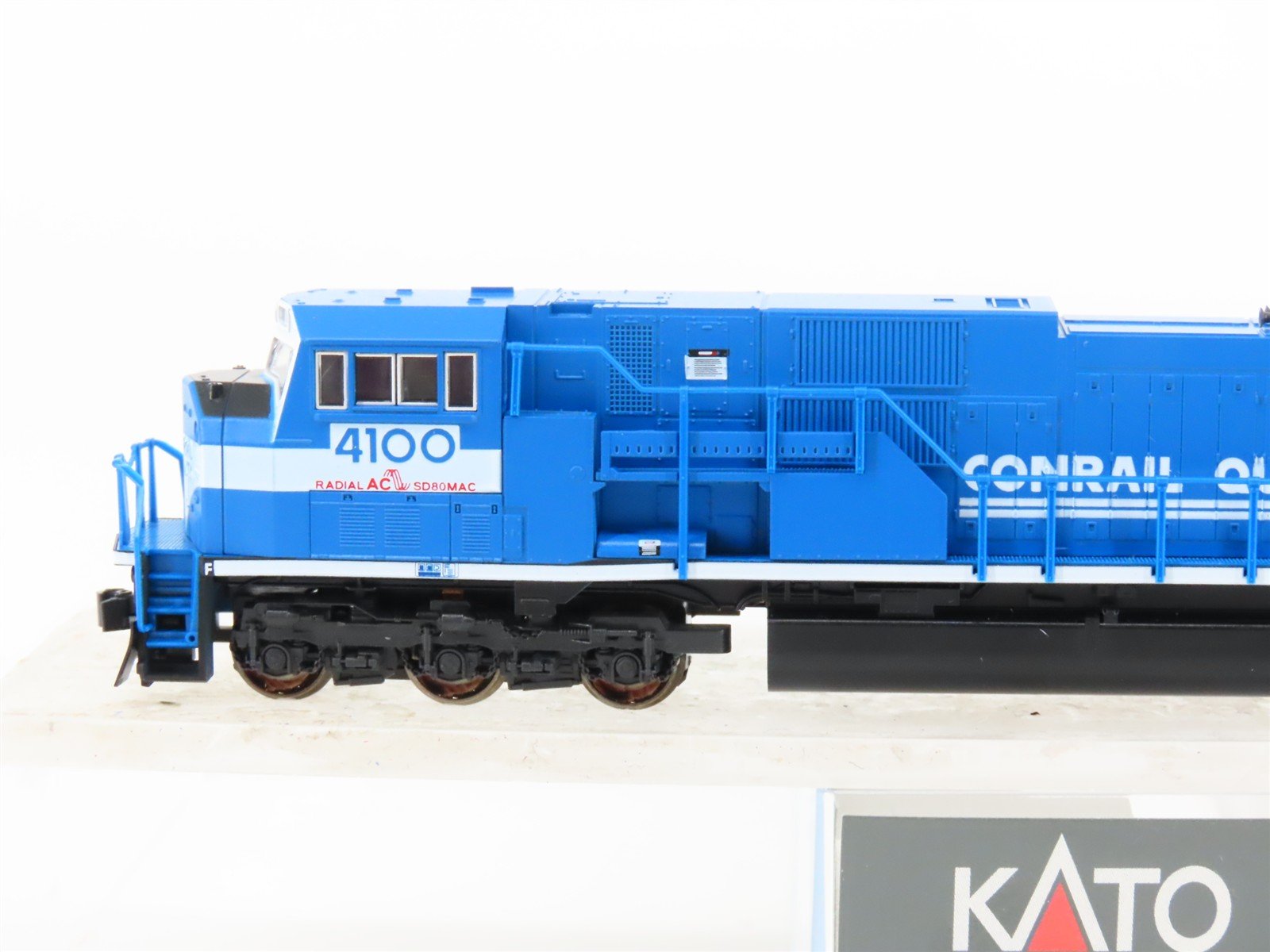 N Scale KATO 176-5501 CR Conrail Quality EMD SD80MAC Diesel #4100 - DCC Ready