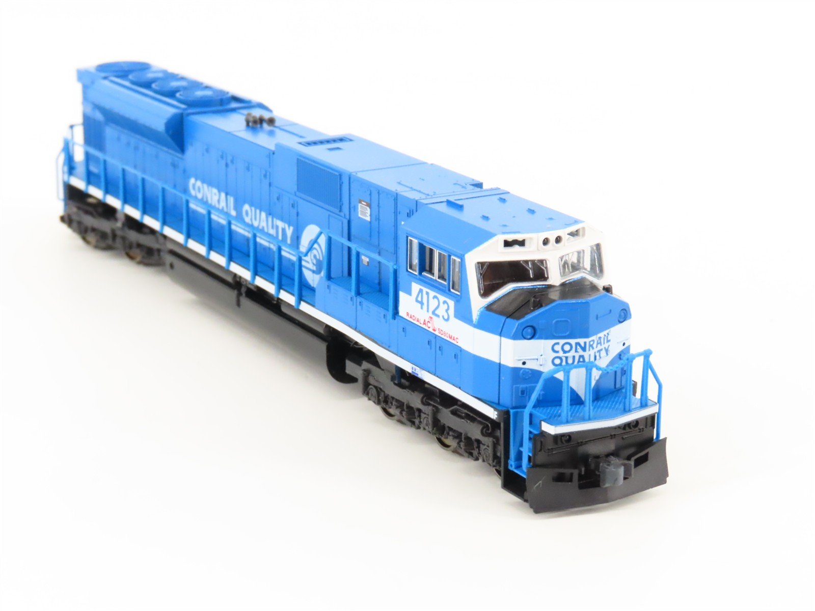 N Scale KATO 176-5502 CR Conrail Quality EMD SD80MAC Diesel #4123 - DCC Ready