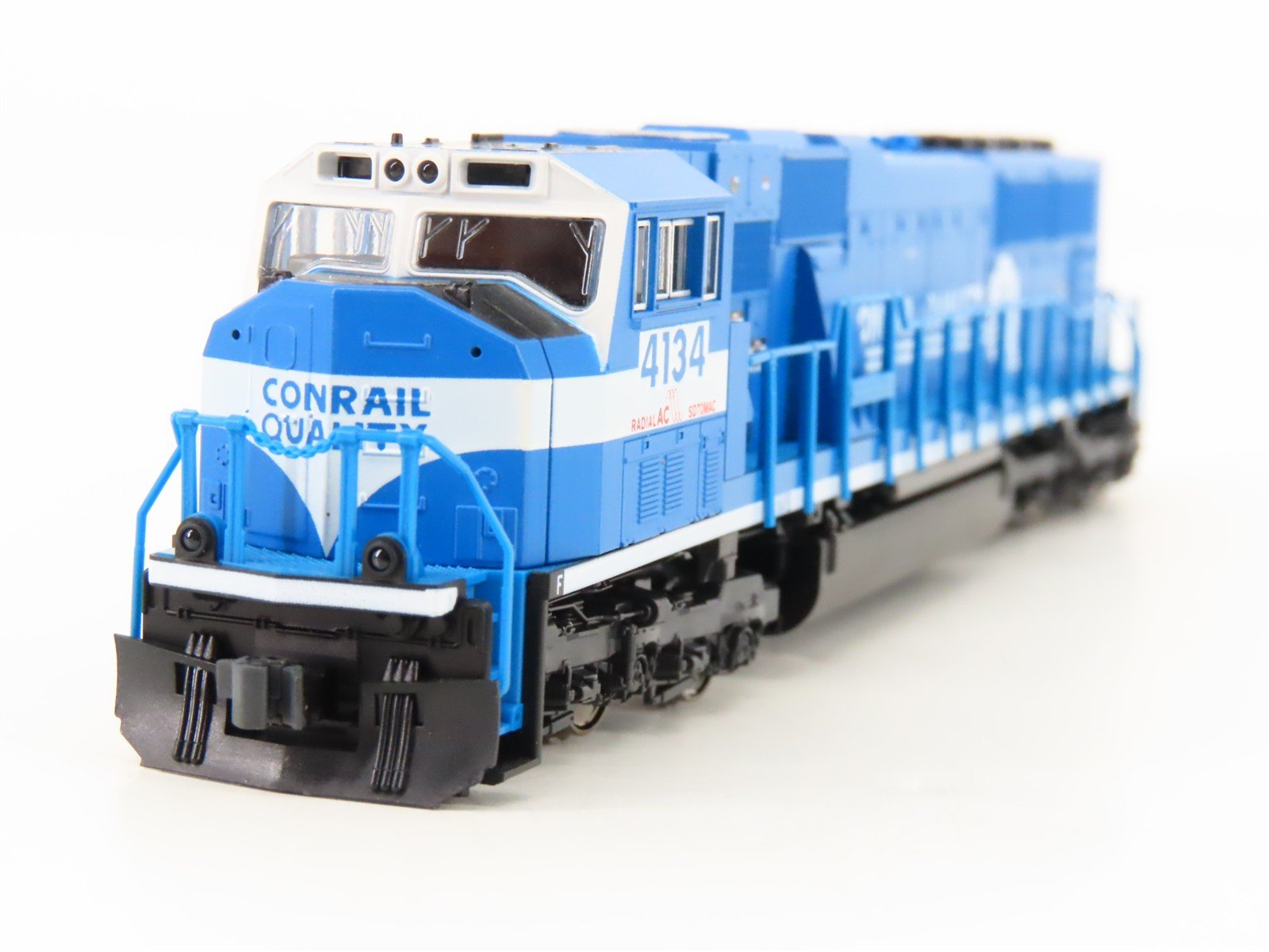 N Scale KATO 176-6305A CR Conrail Quality EMD SD70MAC Diesel #4134 - DCC Ready