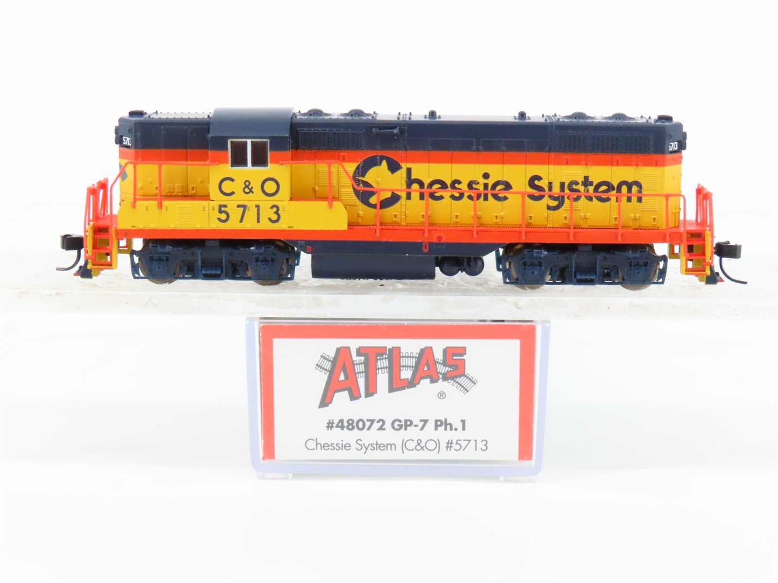 N Scale Atlas 48072 C&O Chessie System EMD GP7 Ph. 1 Diesel #5713 - DCC Ready