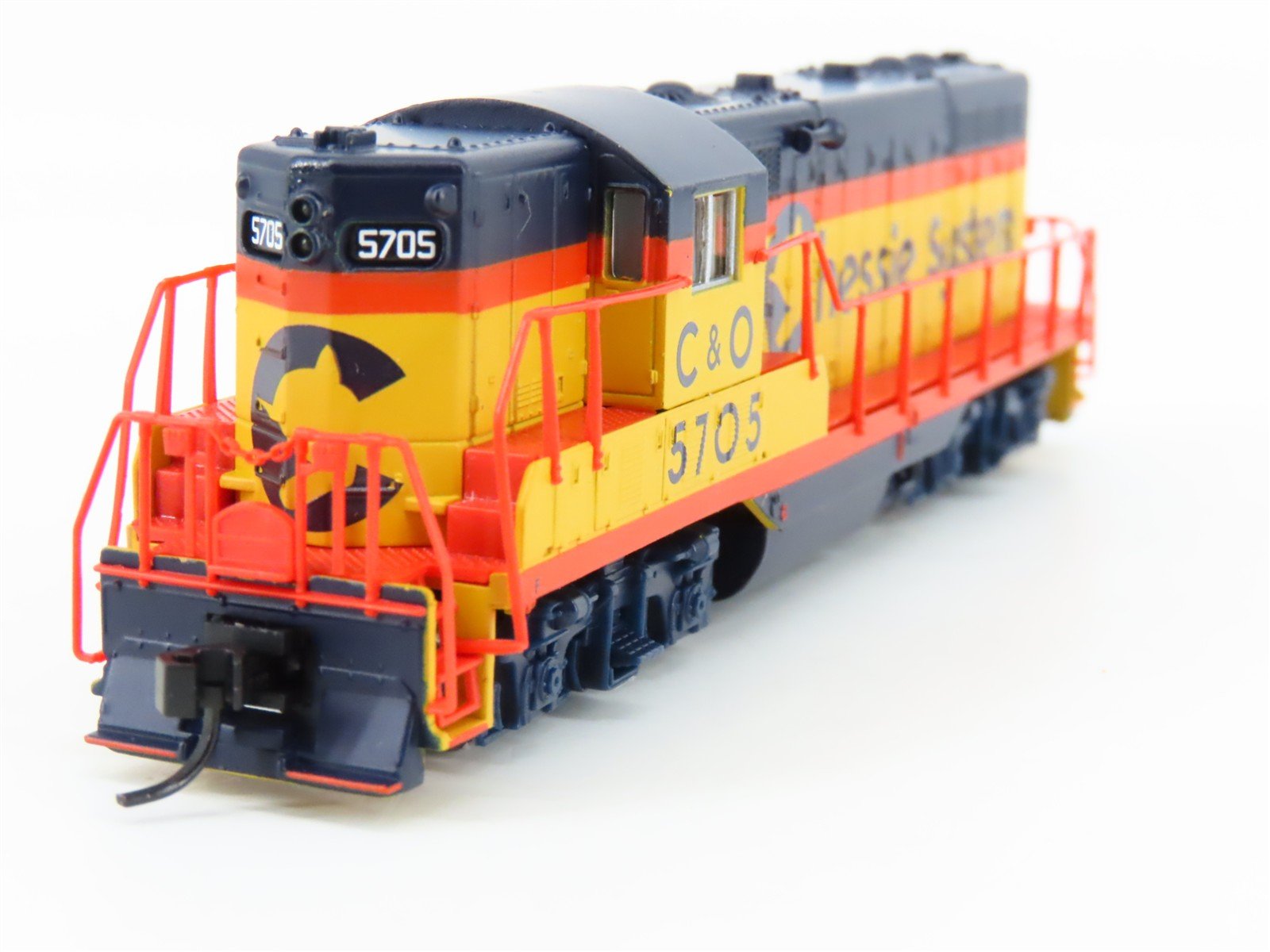 N Scale Atlas 48071 C&O Chessie System EMD GP7 Ph. 1 Diesel #5705 - DCC Ready