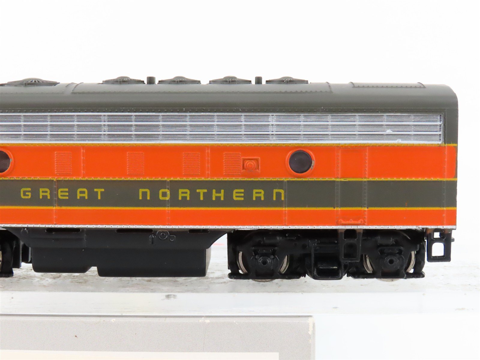 HO Scale Bachmann Plus 31208 GN Great Northern EMD F7A Diesel Locomotive #311A