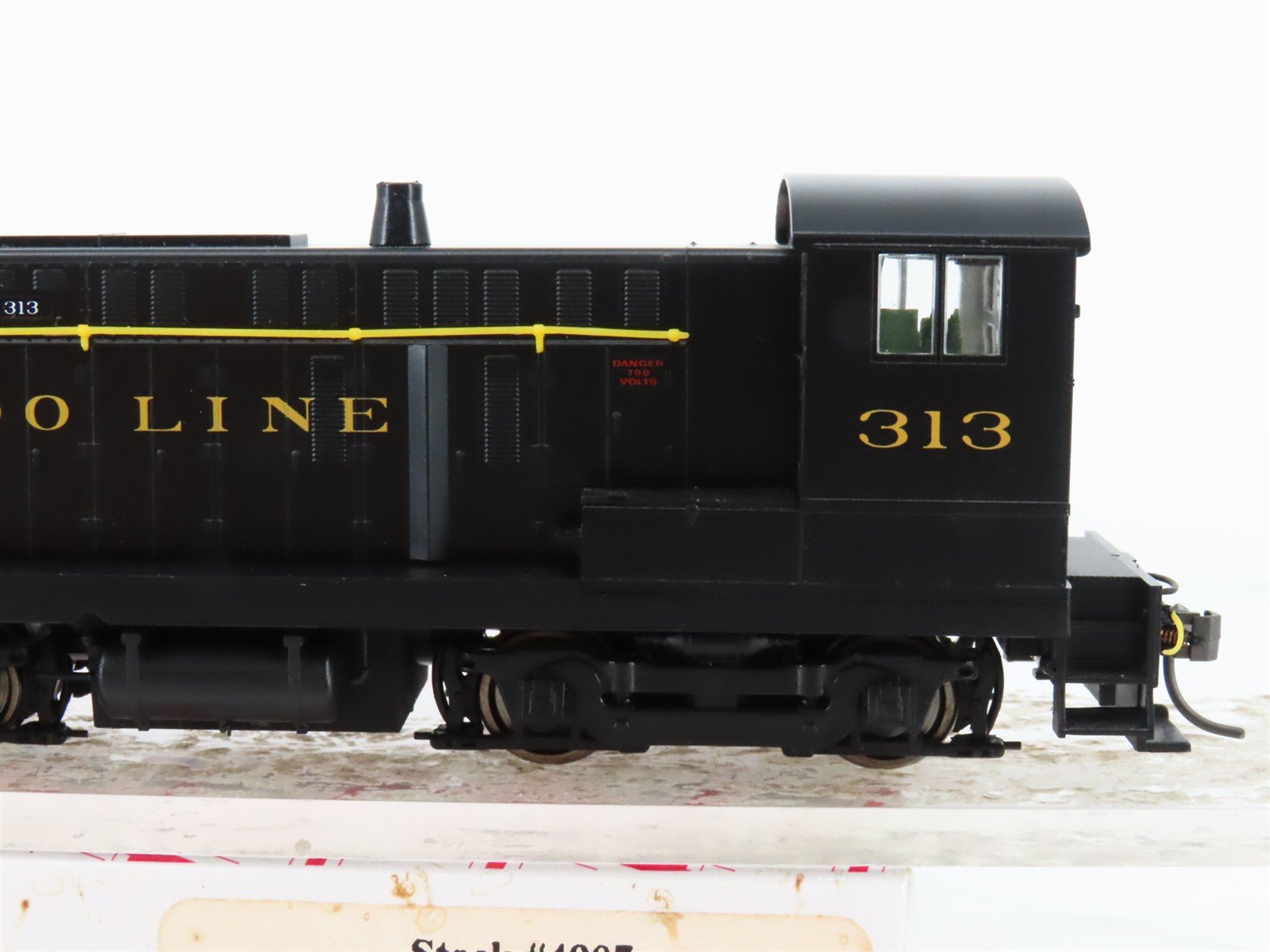 HO Scale Stewart 4907 SOO Line Baldwin S-12 Diesel Switcher #313 w/ DCC