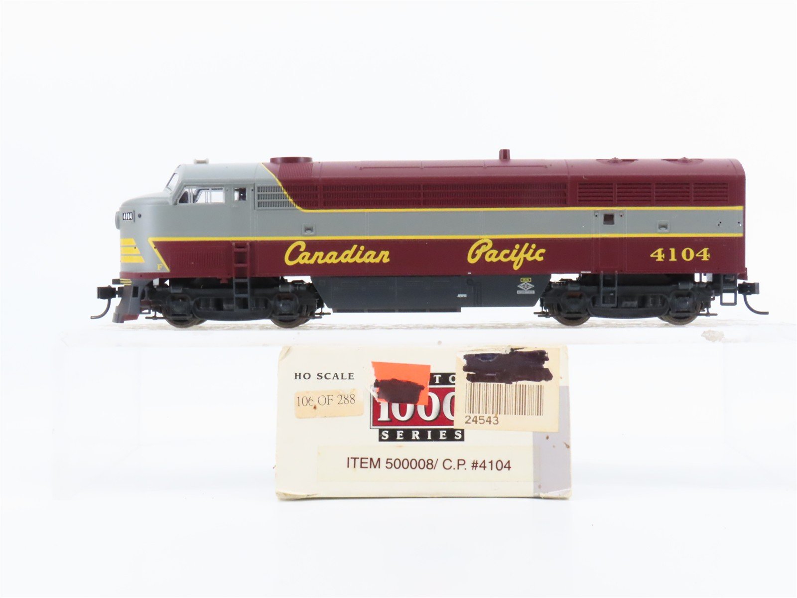 HO Scale Proto 1000 500008 CP Canadian Pacific C-Liner Diesel Locomotive #4104