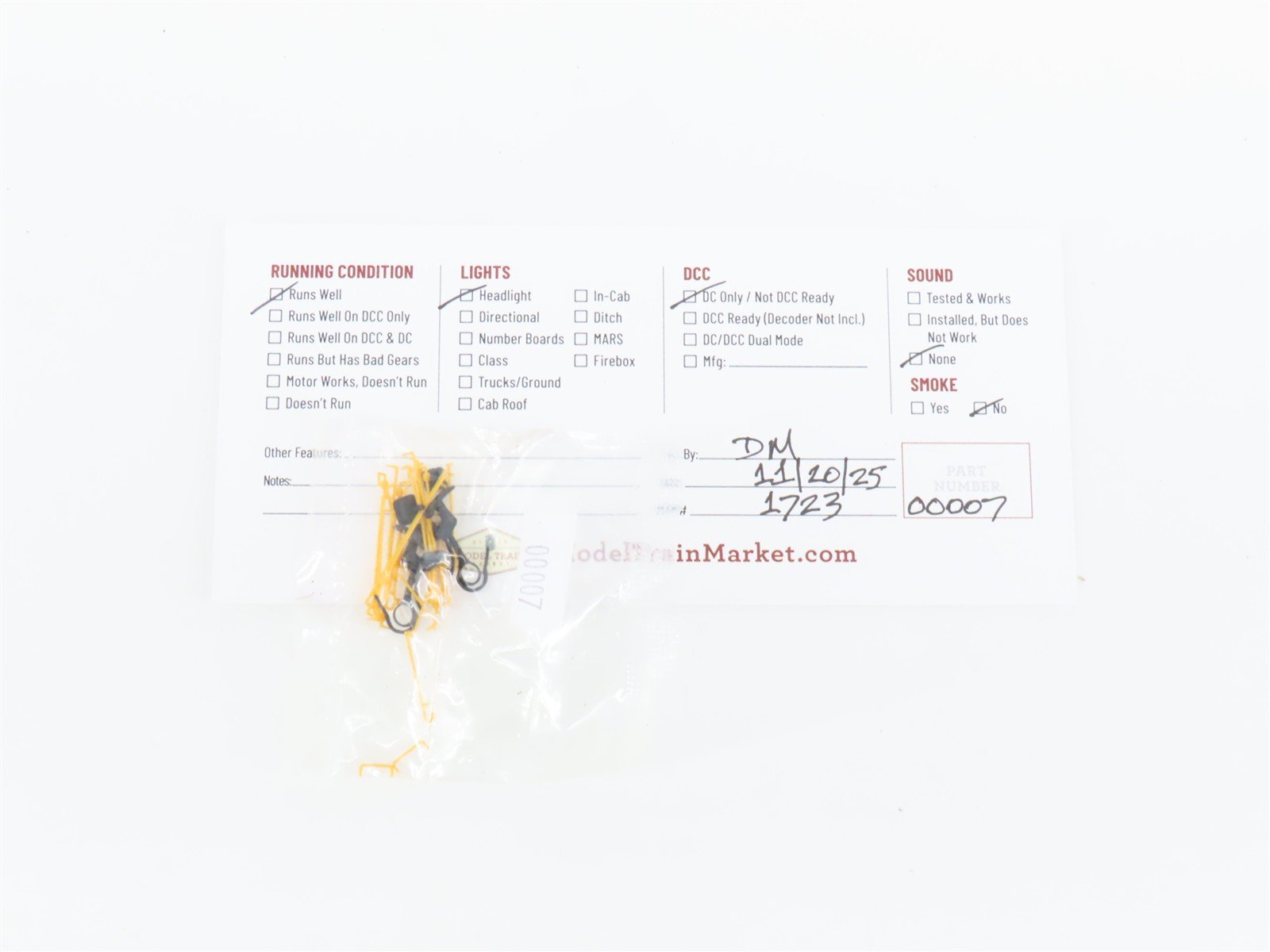 HO Scale Proto 1000 500008 CP Canadian Pacific C-Liner Diesel Locomotive #4104