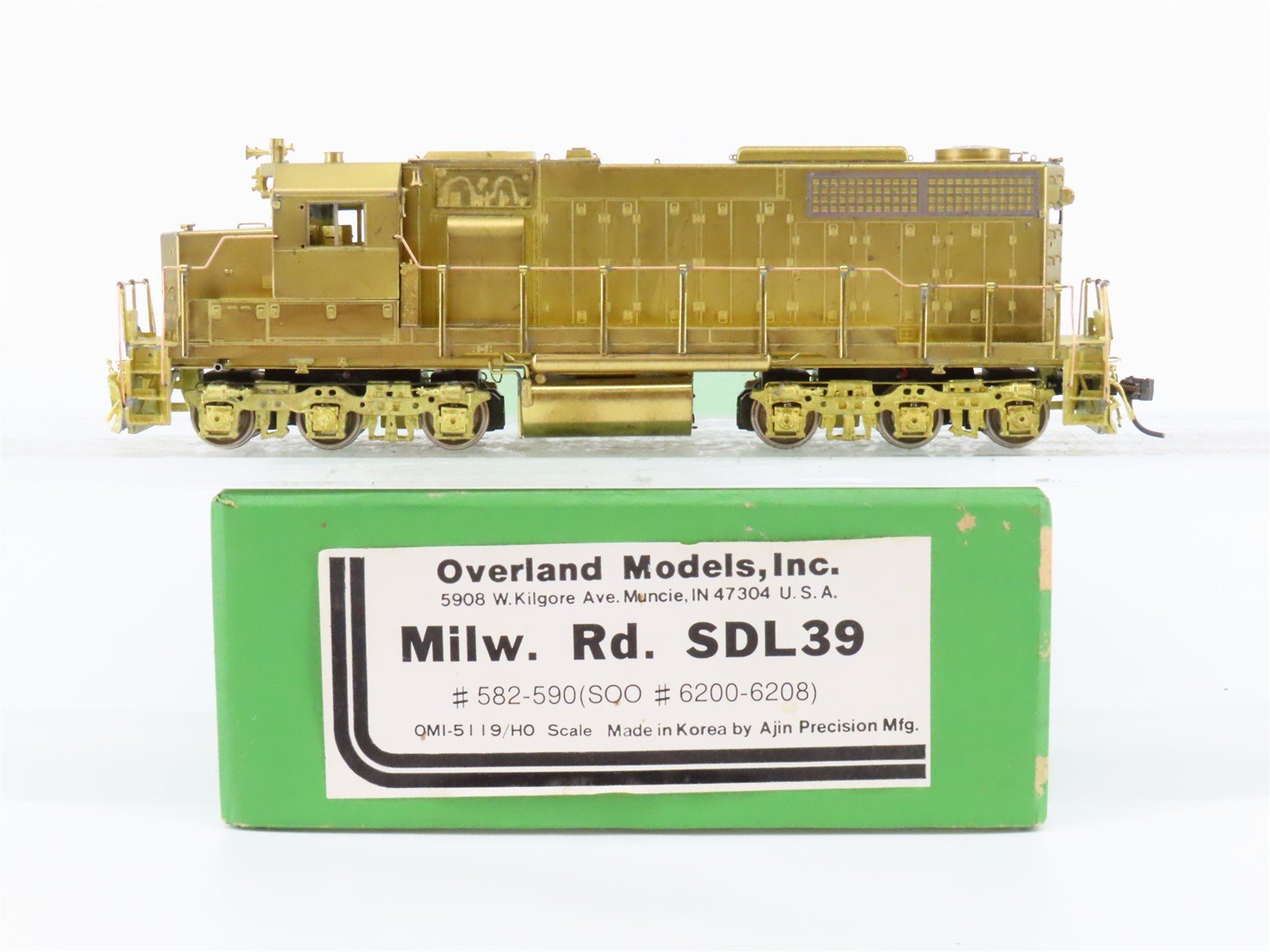 HO Overland/Ajin BRASS OMI-5119 Undecorated MILW SDL39 Diesel Locomotive