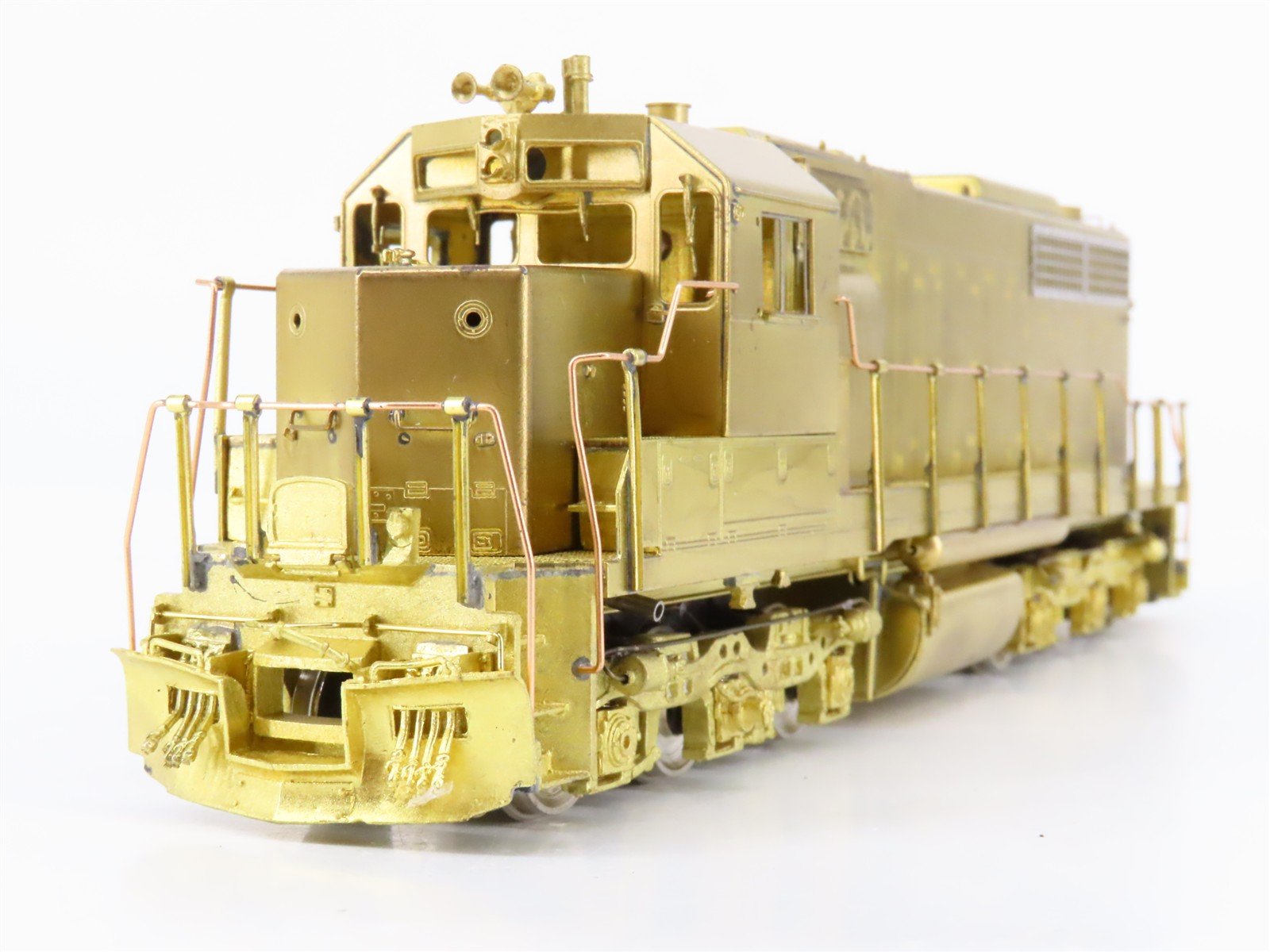 HO Overland/Ajin BRASS OMI-5119 Undecorated MILW SDL39 Diesel Locomotive