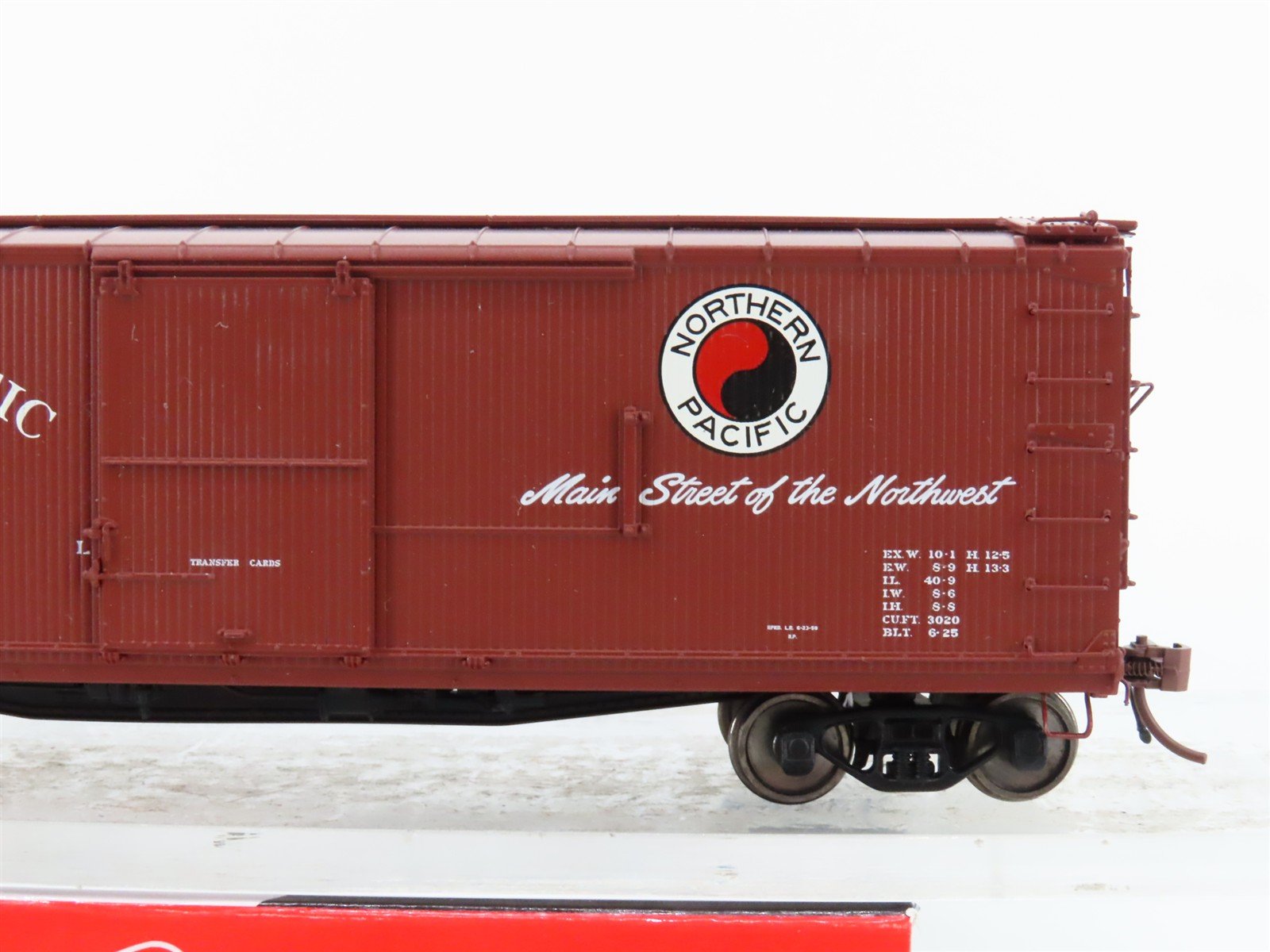 HO Scale Rapido 130012-4 NP 