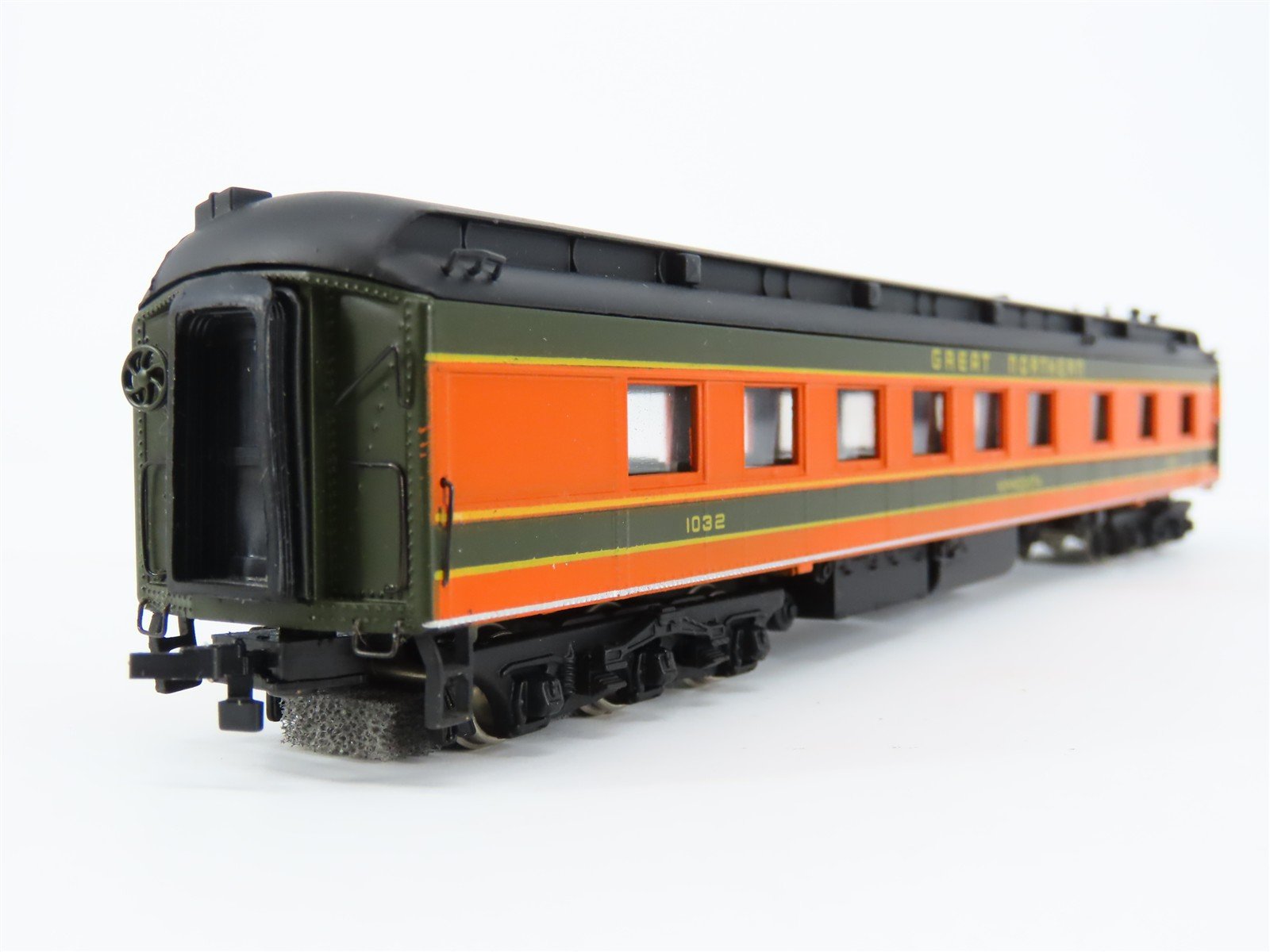 HO Scale Bachmann Spectrum 89034 GN Great Northern Diner Passenger 