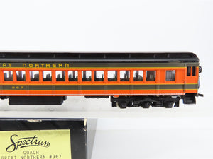 HO Scale Bachmann Spectrum 89033 GN Great Northern Coach Passenger Car #967