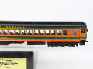 HO Scale Bachmann Spectrum 89035 GN Great Northern Coach Passenger Car #958