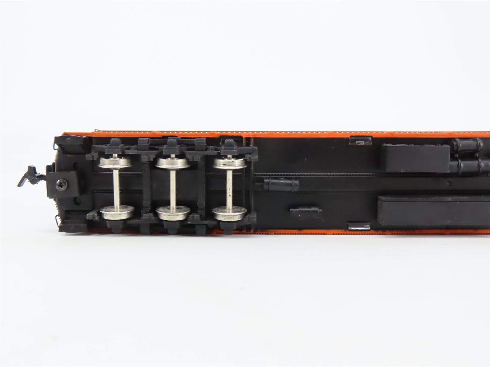 HO Scale Bachmann Spectrum 89032 GN Great Northern Coach Passenger Car #961