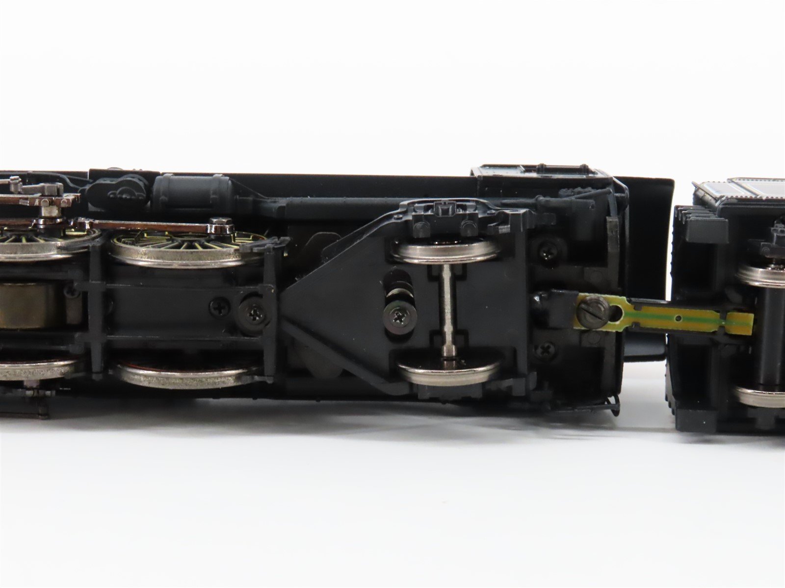 HO Scale MTH 80-3101-1 PRR Pennsylvania 4-6-2 Steam Loco #1737 w/ DCC & Sound