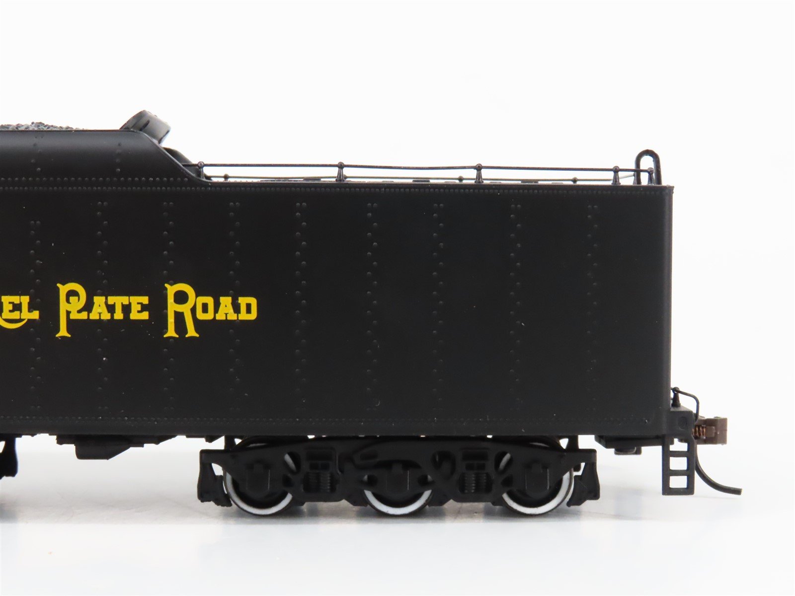 HO Bachmann 52401 NKP Nickel Plate Road 2-8-4 Steam Loco #765 w/ DCC & Sound
