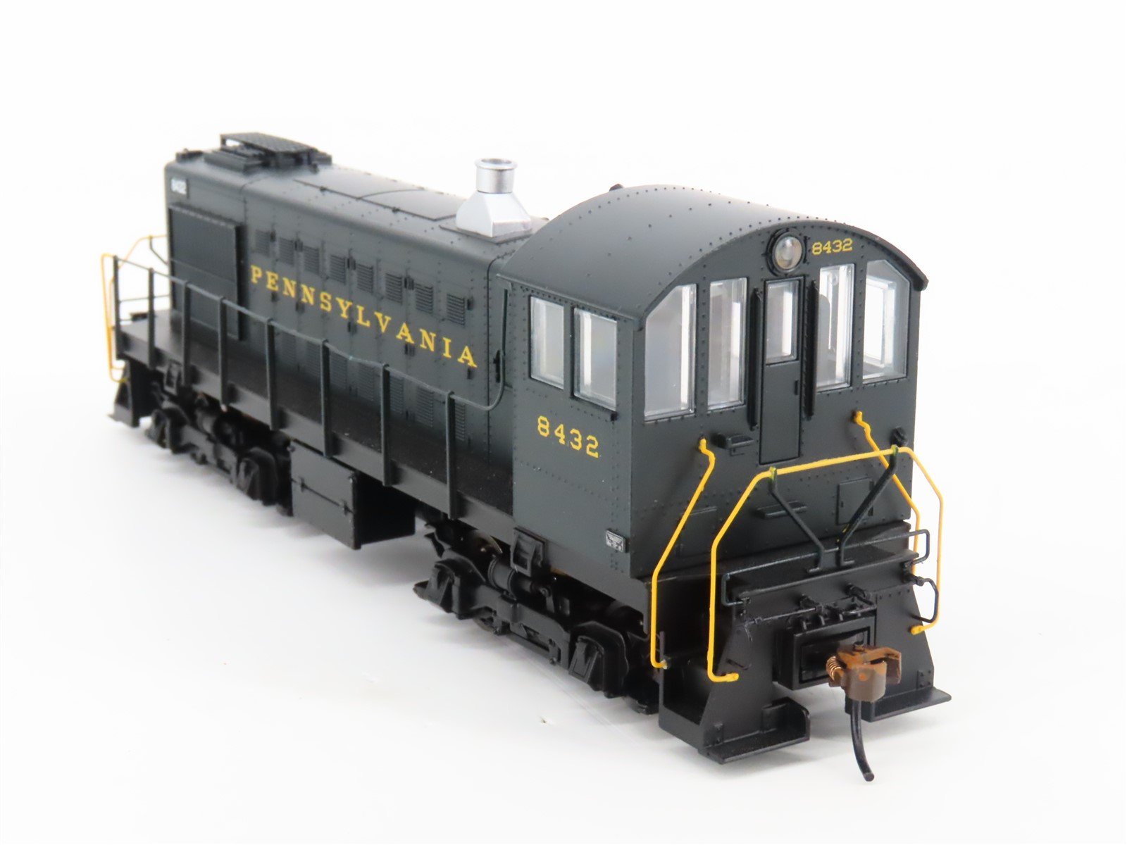 HO Scale Bachmann 63403 PRR Railway S4 Diesel Locomotive #8432 w/ DCC & Sound