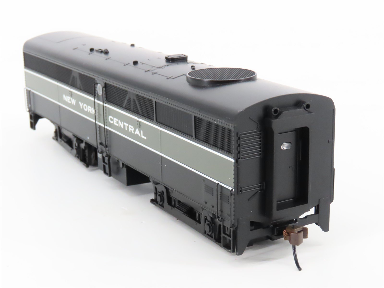 HO Scale Bachmann 64902 NYC Railway Alco FB2 Diesel Locomotive w/ DCC & Sound