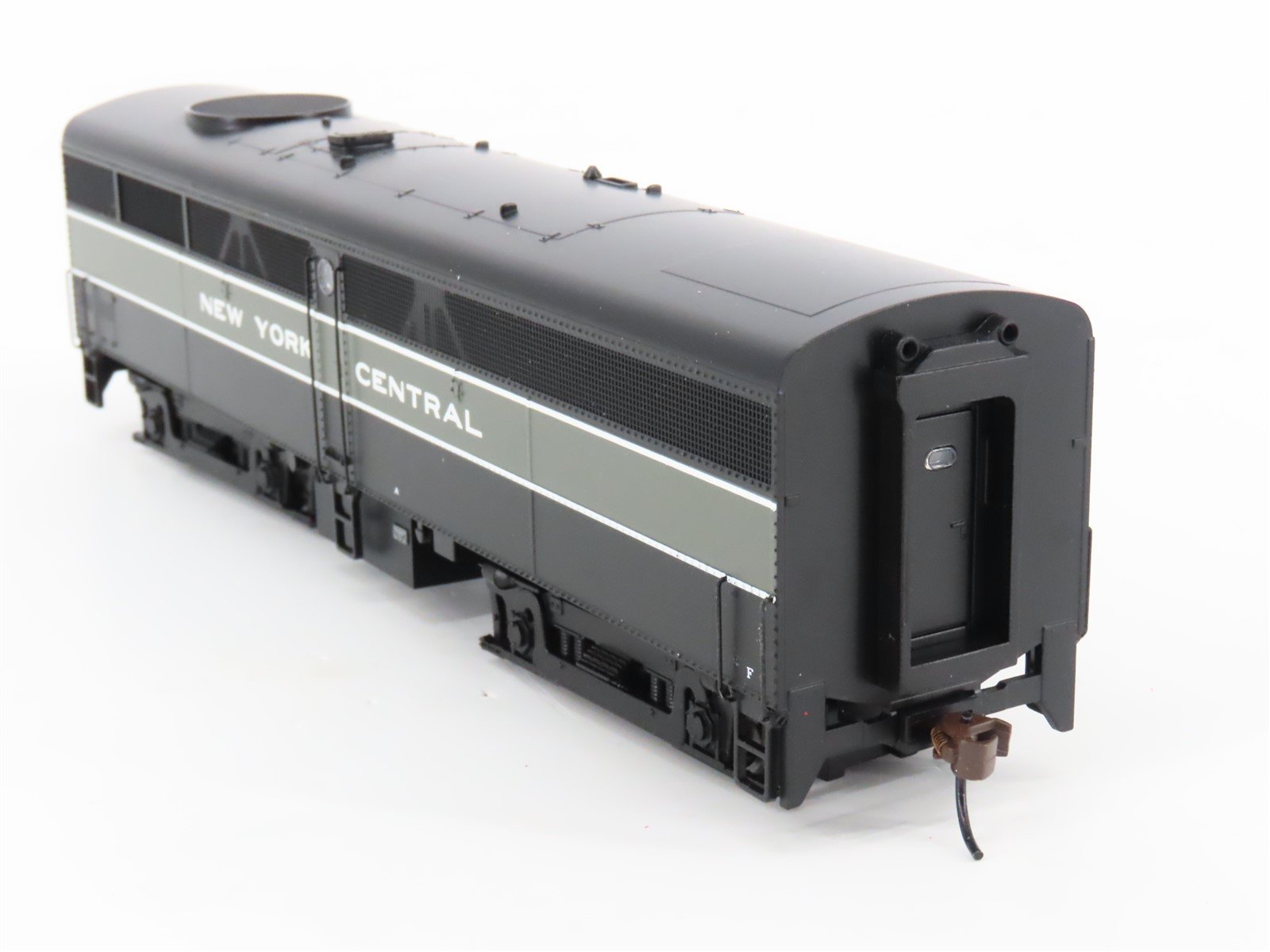 HO Scale Bachmann 64902 NYC Railway Alco FB2 Diesel Locomotive w/ DCC & Sound