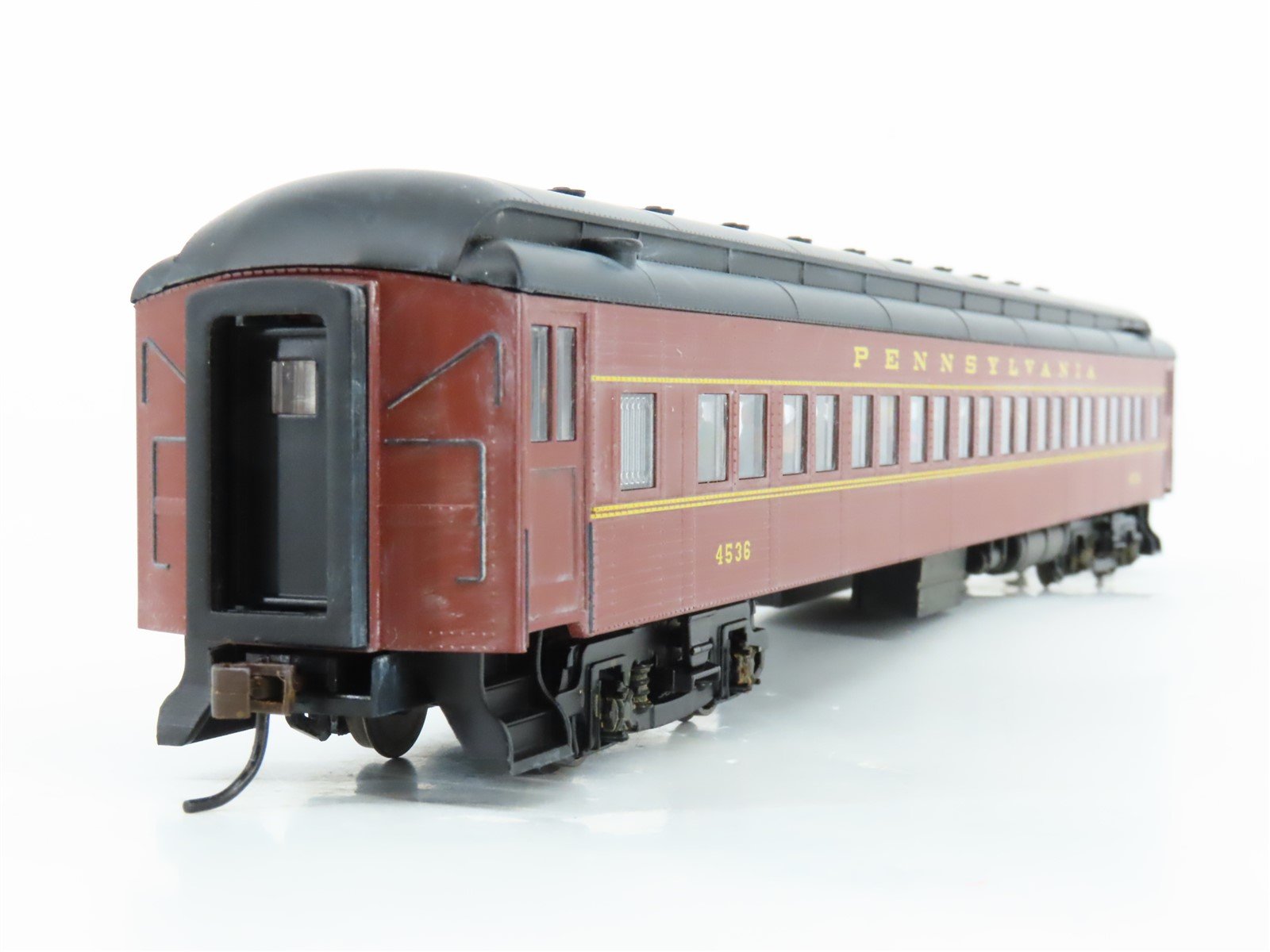 HO Bachmann 13707 PRR Pennsylvania 72' HW Coach Passenger Car #4536 Weathered