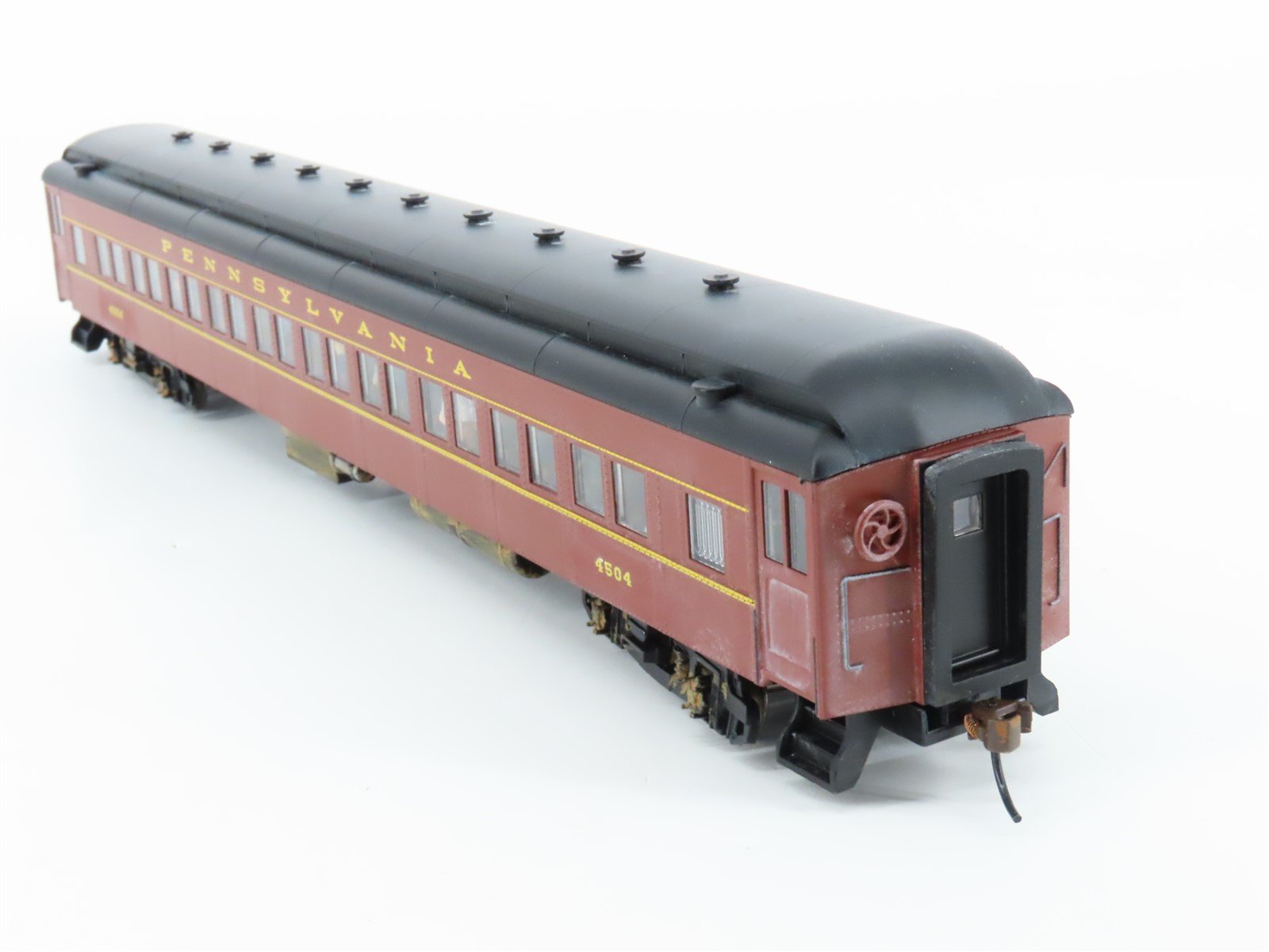 HO Bachmann 13707 PRR Pennsylvania 72' Coach Passenger Car #4504 Weathered