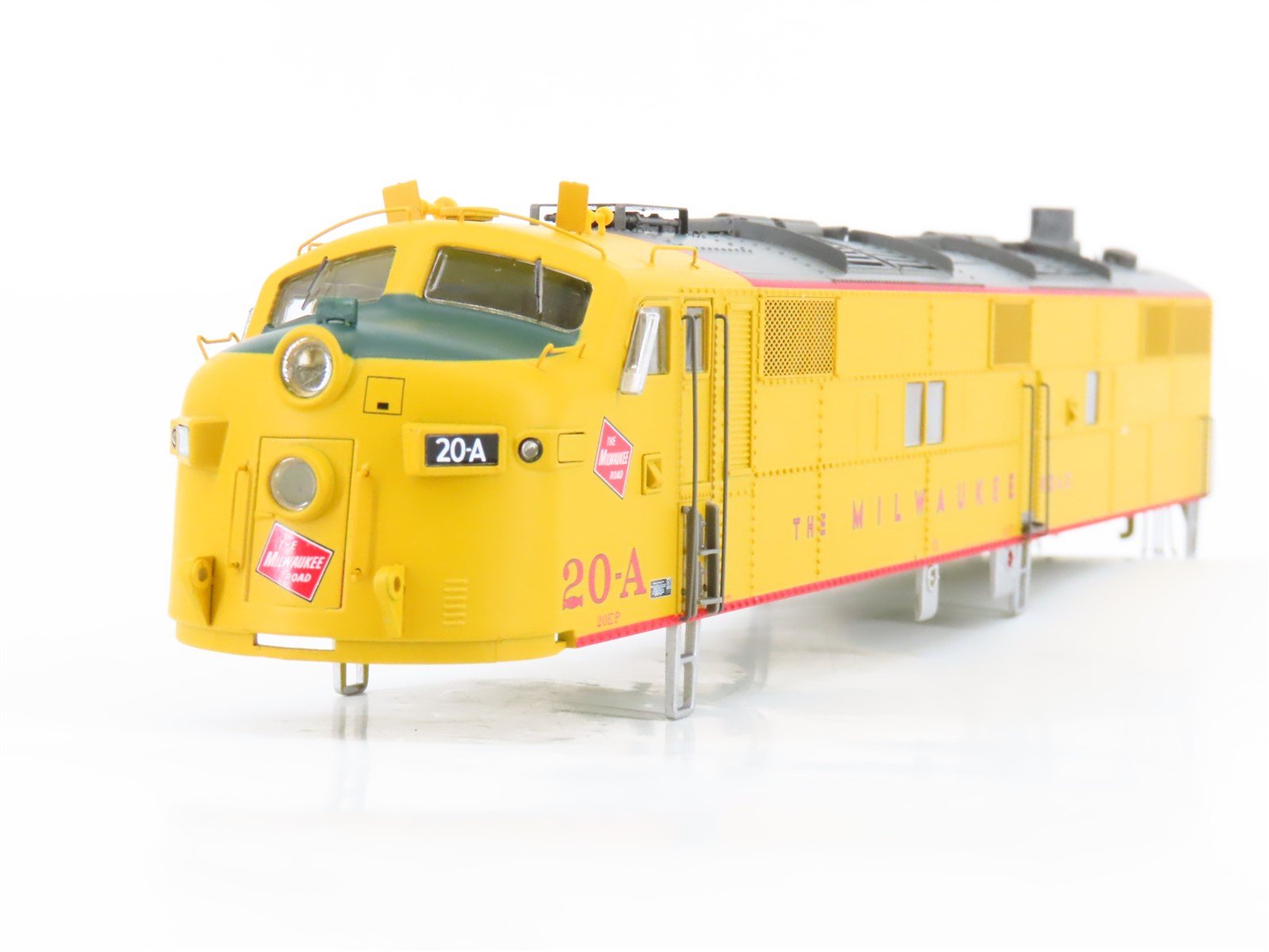 HO Scale Proto 2000 920-40975 MILW Milwaukee Road E7A Diesel #20A w/ DCC & Sound