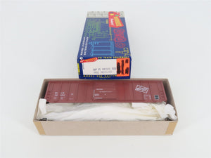 HO Scale Roundhouse Kit #1902 MILW Milwaukee Road PS 50' Rib Side Box Car #56665