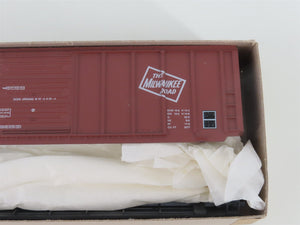 HO Scale Roundhouse Kit #1902 MILW Milwaukee Road PS 50' Rib Side Box Car #56665