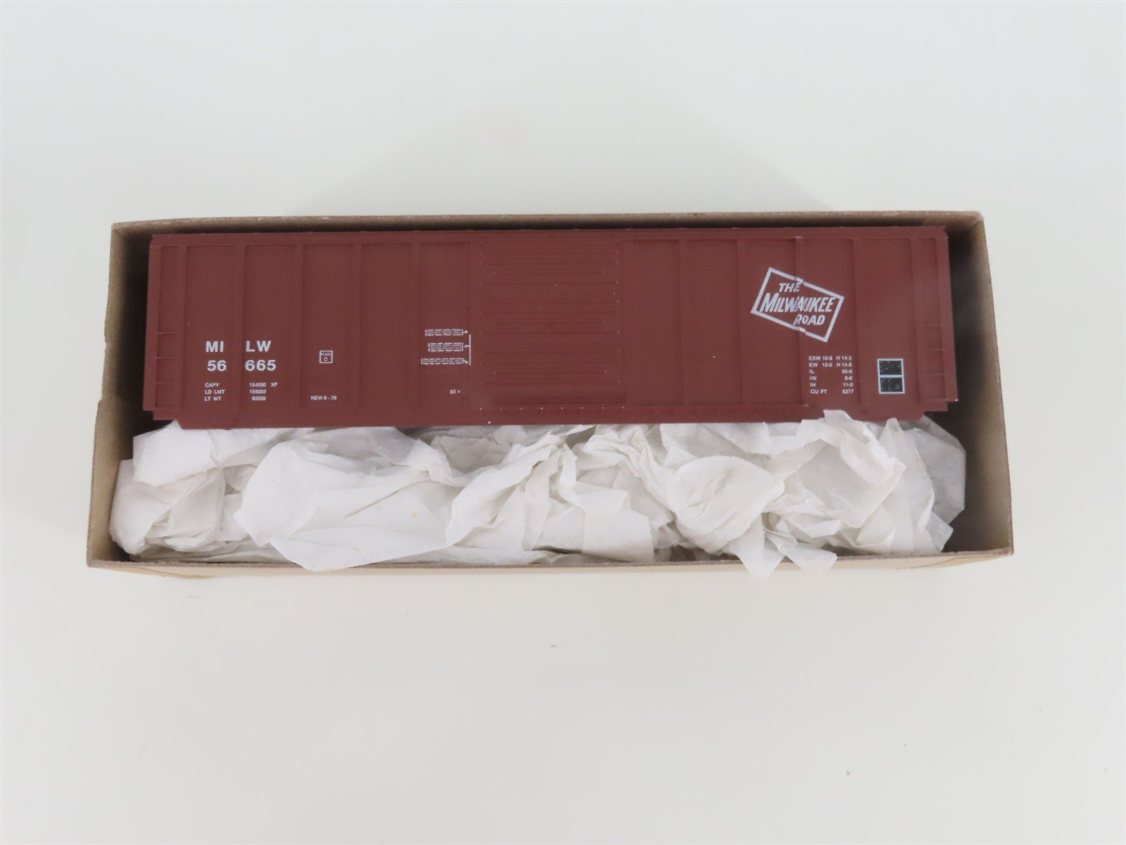 HO Scale Roundhouse Kit #1902 MILW Milwaukee Road PS 50' Rib Side Box Car #56665