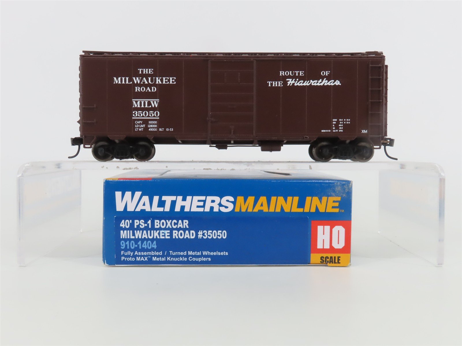 HO Walthers Mainline 910-1404 MILW "Hiawatha Route" 40' PS-1 Box Car #35050