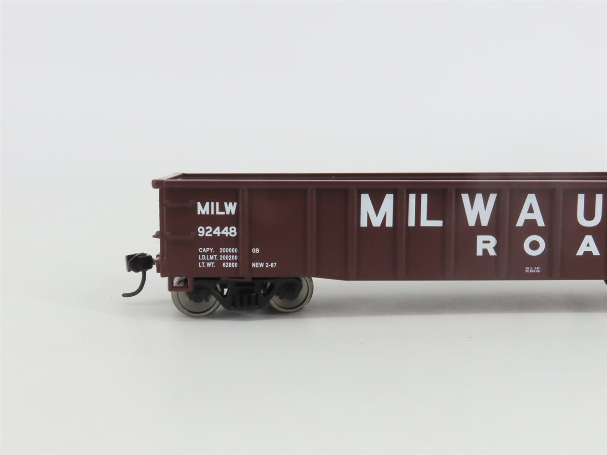 HO Walthers Mainline 910-6160 MILW Milwaukee Road 53&#39; Smooth-Side Gondola #92448