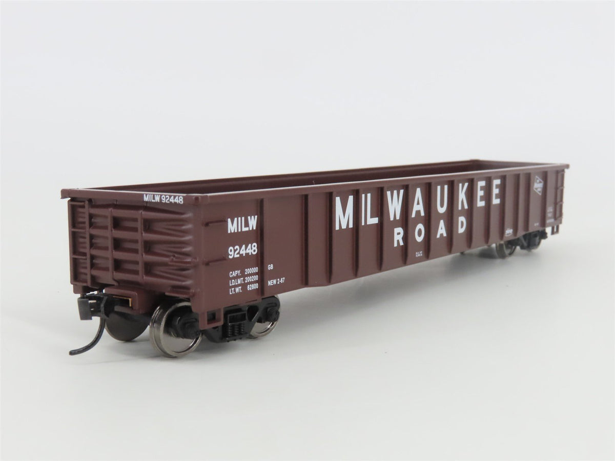 HO Walthers Mainline 910-6160 MILW Milwaukee Road 53&#39; Smooth-Side Gondola #92448