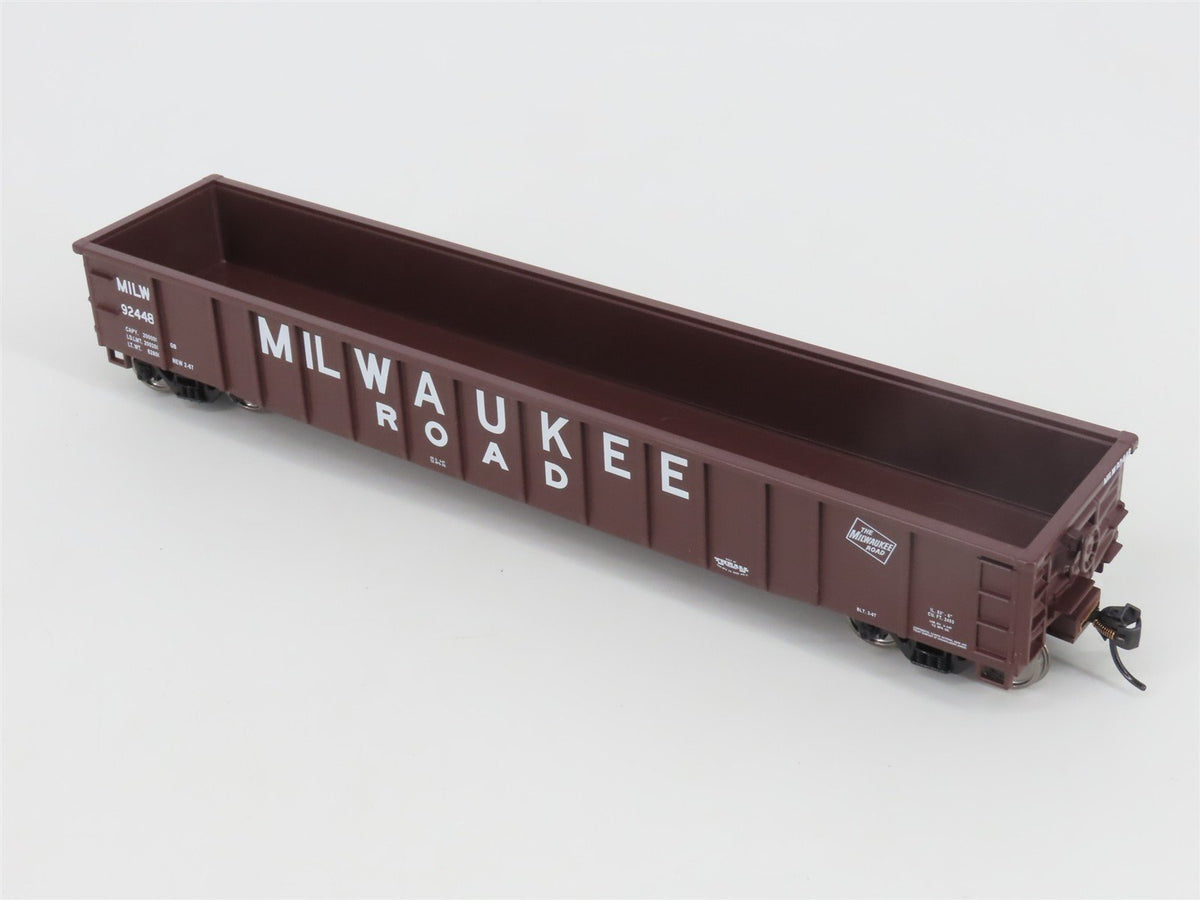 HO Walthers Mainline 910-6160 MILW Milwaukee Road 53&#39; Smooth-Side Gondola #92448