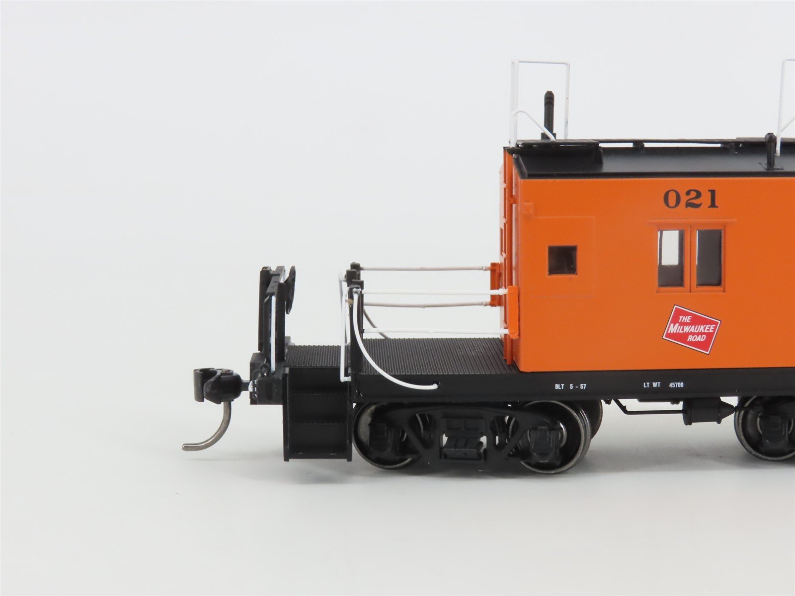 HO Scale Fox Valley FVM 31168 MILW Milwaukee Road Transfer Caboose #021