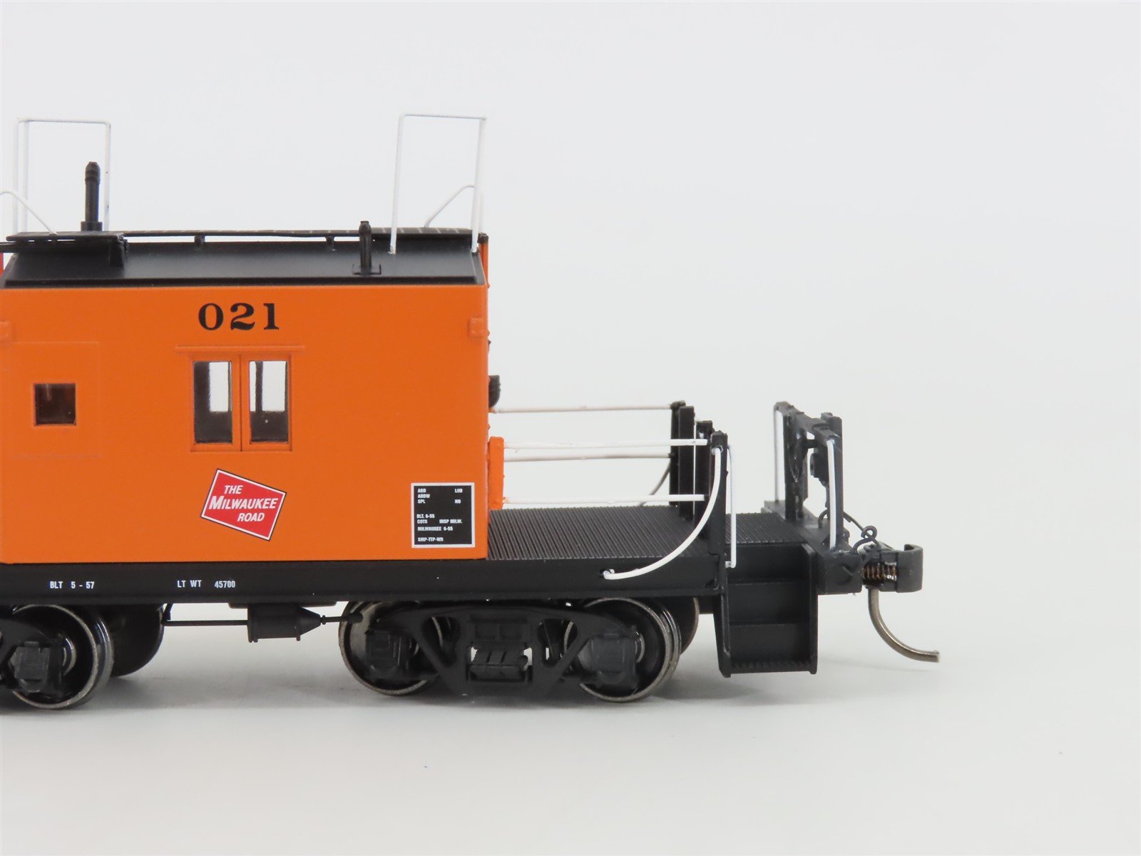 HO Scale Fox Valley FVM 31168 MILW Milwaukee Road Transfer Caboose #021