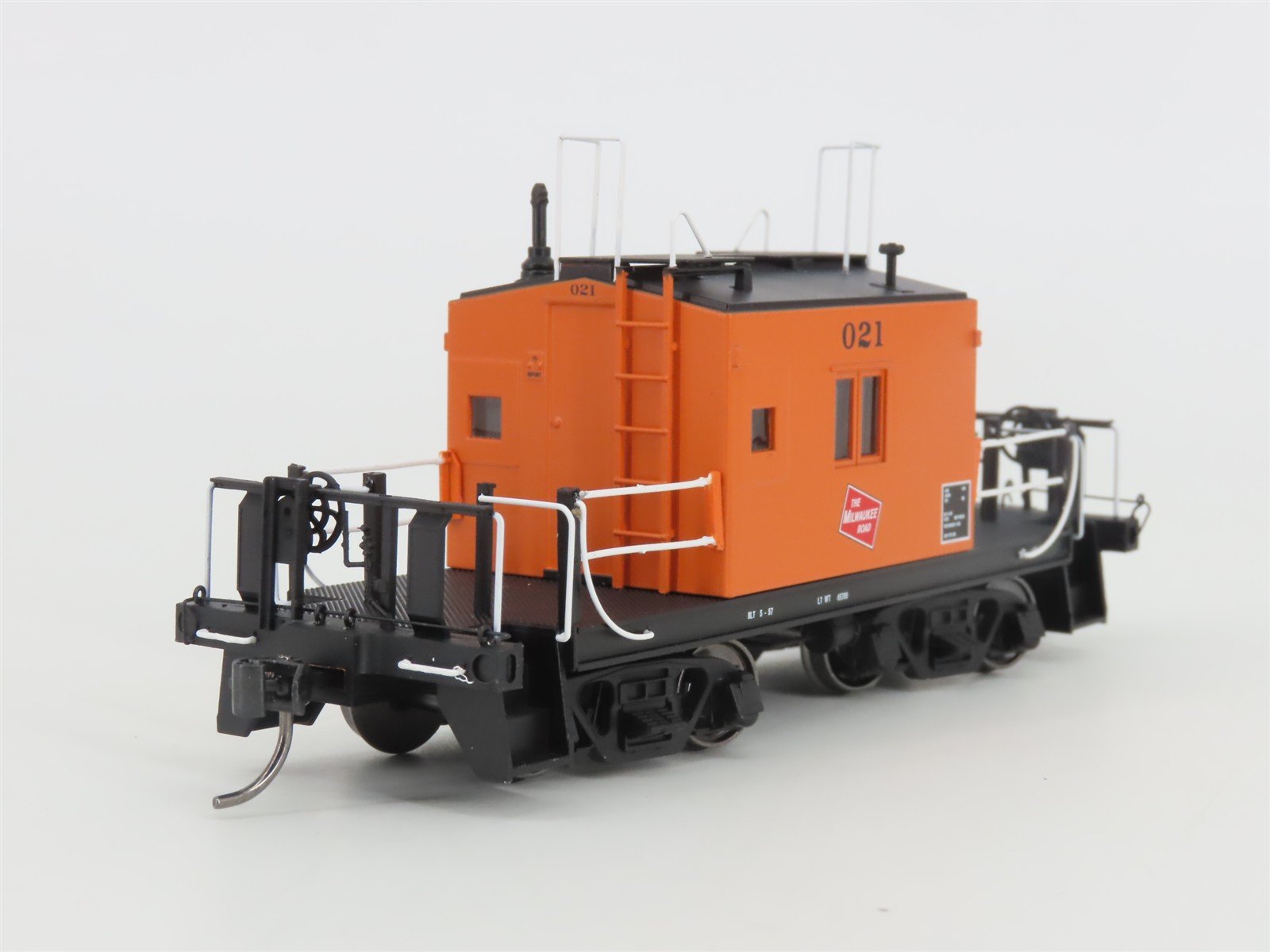 HO Scale Fox Valley FVM 31168 MILW Milwaukee Road Transfer Caboose #021