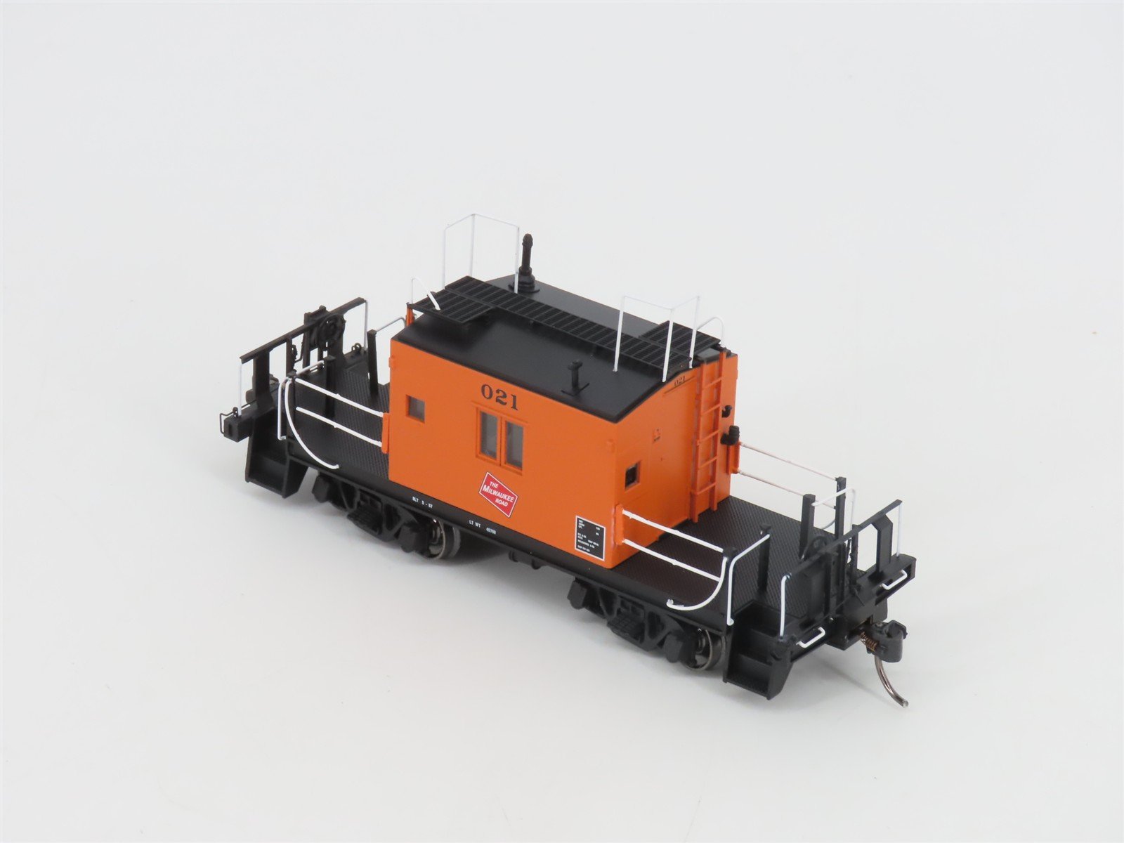 HO Scale Fox Valley FVM 31168 MILW Milwaukee Road Transfer Caboose #021
