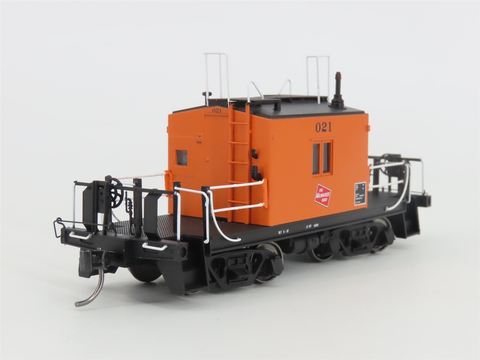 HO Scale Fox Valley FVM 31168 MILW Milwaukee Road Transfer Caboose #021