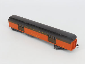 HO Scale Rivarossi 6550/0 MILW Milwaukee Road REA Baggage Passenger Car #2712