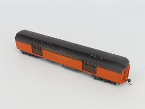 HO Scale Rivarossi 6016/0 CM&STP MILW Milwaukee Road Baggage Passenger Car #1032