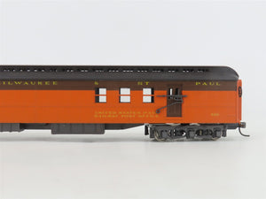 HO Scale Rivarossi 6017/0 CM&STP MILW Milwaukee Road RPO/Baggage Passenger #650