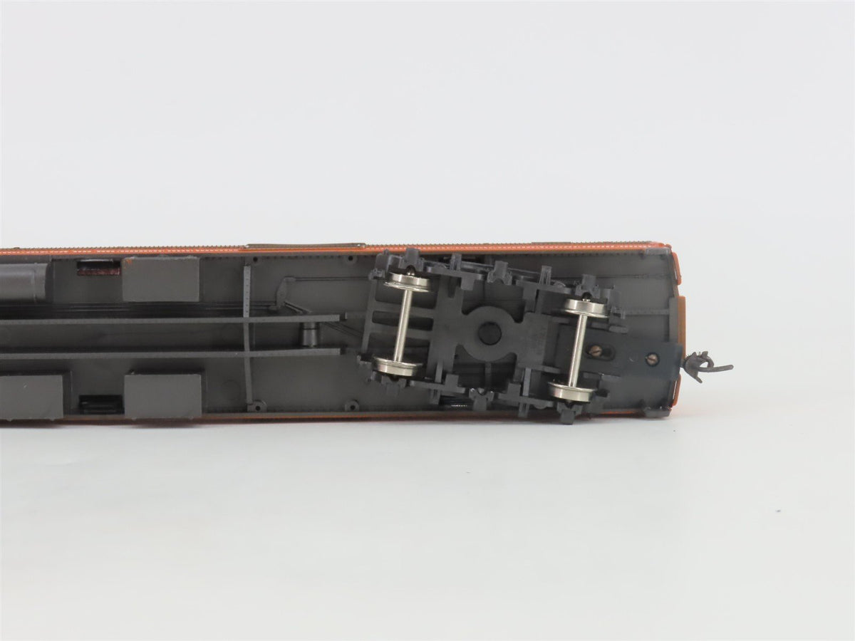 HO Scale Rivarossi 6020/0 MILW Milwaukee Road US Mail RPO/Baggage Passenger #106