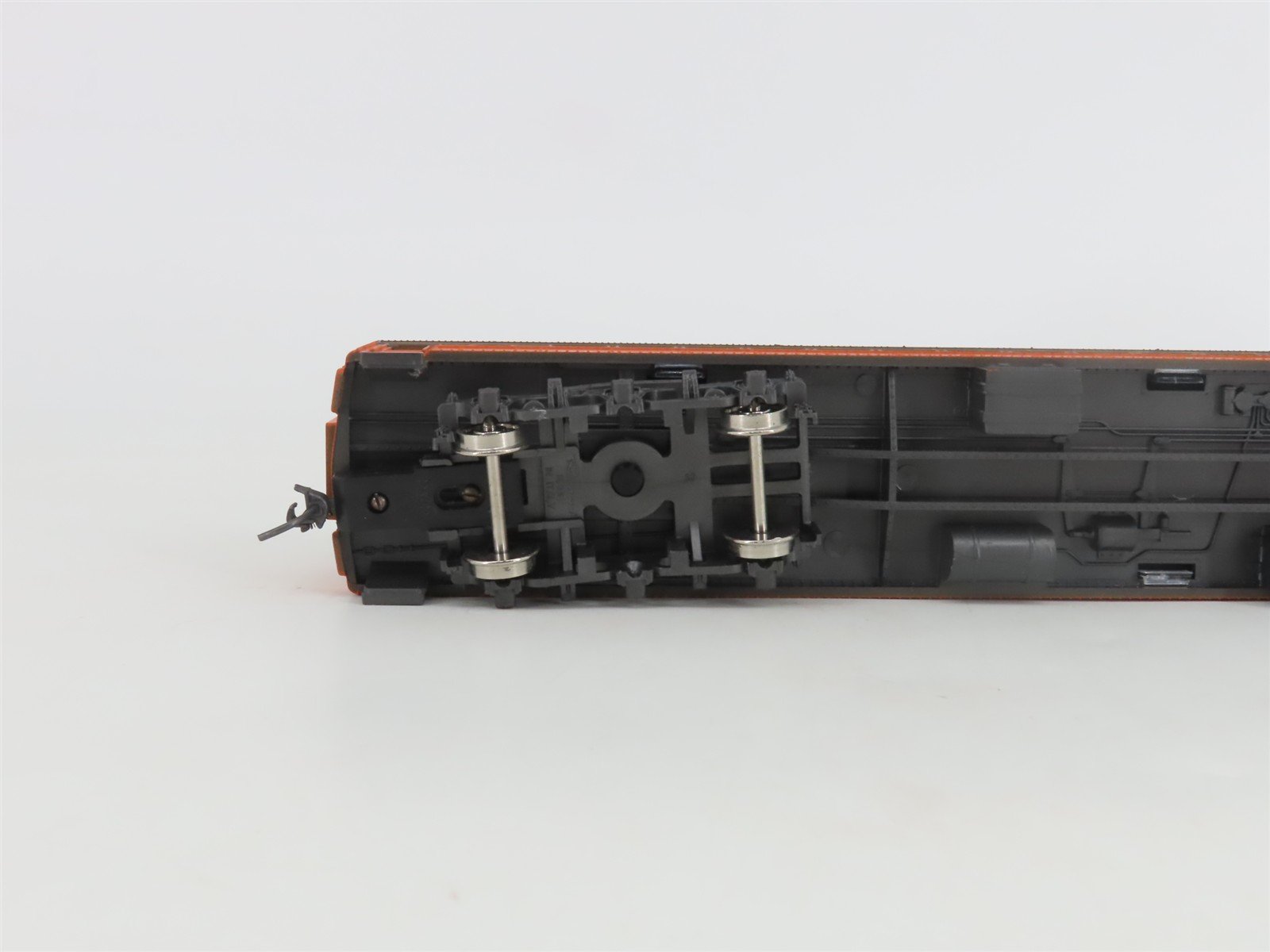 HO Scale Rivarossi 2958/0 MILW Milwaukee Road Coach Passenger Car #456