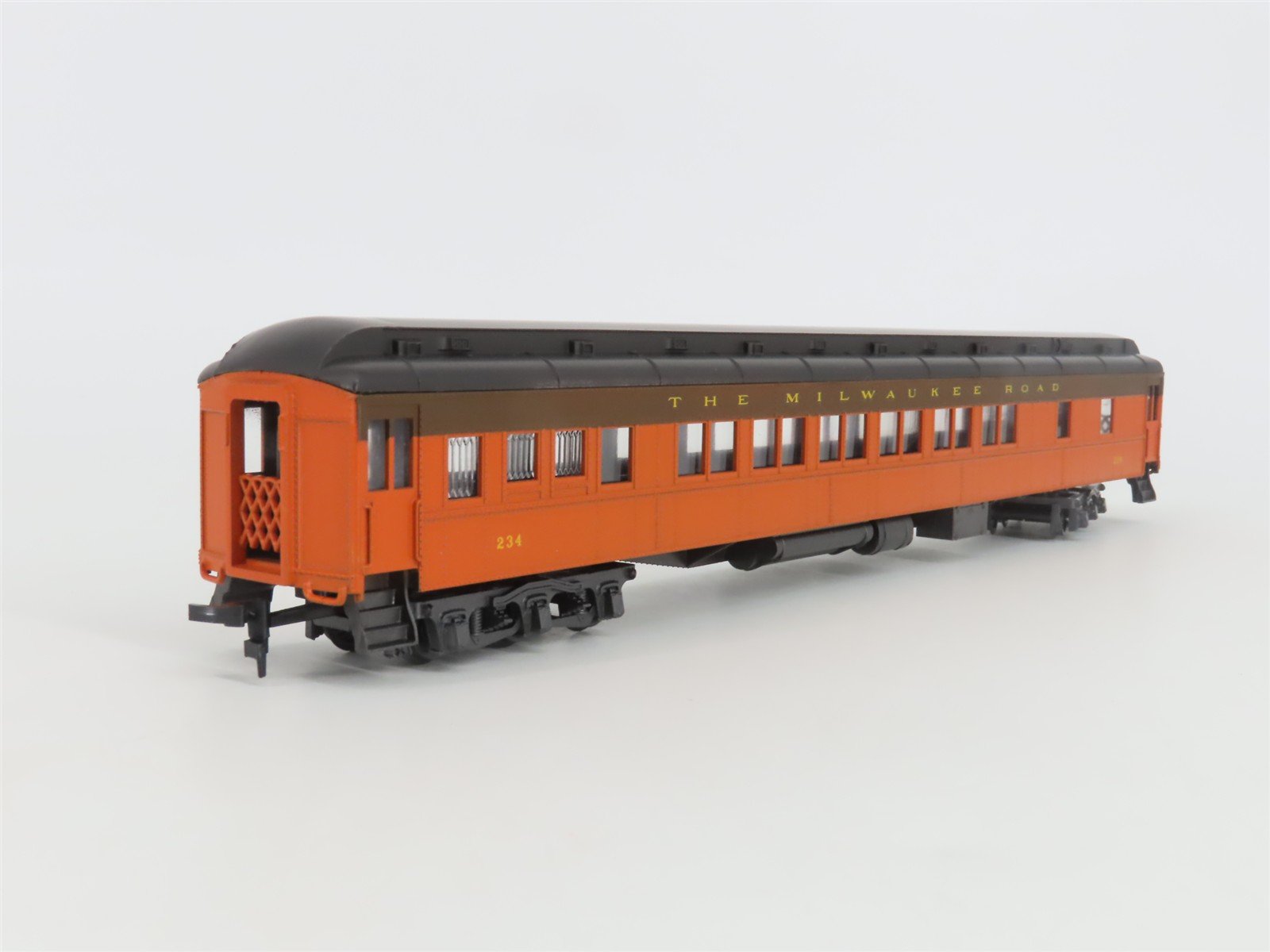 HO Scale IHC 2843 MILW Milwaukee Road Heavyweight Pullman Passenger Car #234