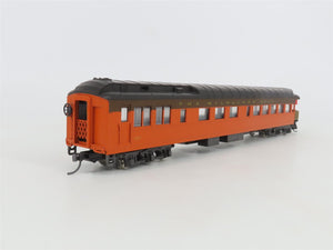 HO Scale IHC 2840 MILW Milwaukee Road Heavyweight Observation Passenger Car #123