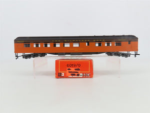 HO Scale Rivarossi 6019/0 CMSTP&P MILW Milwaukee Road Diner Passenger Car #5143