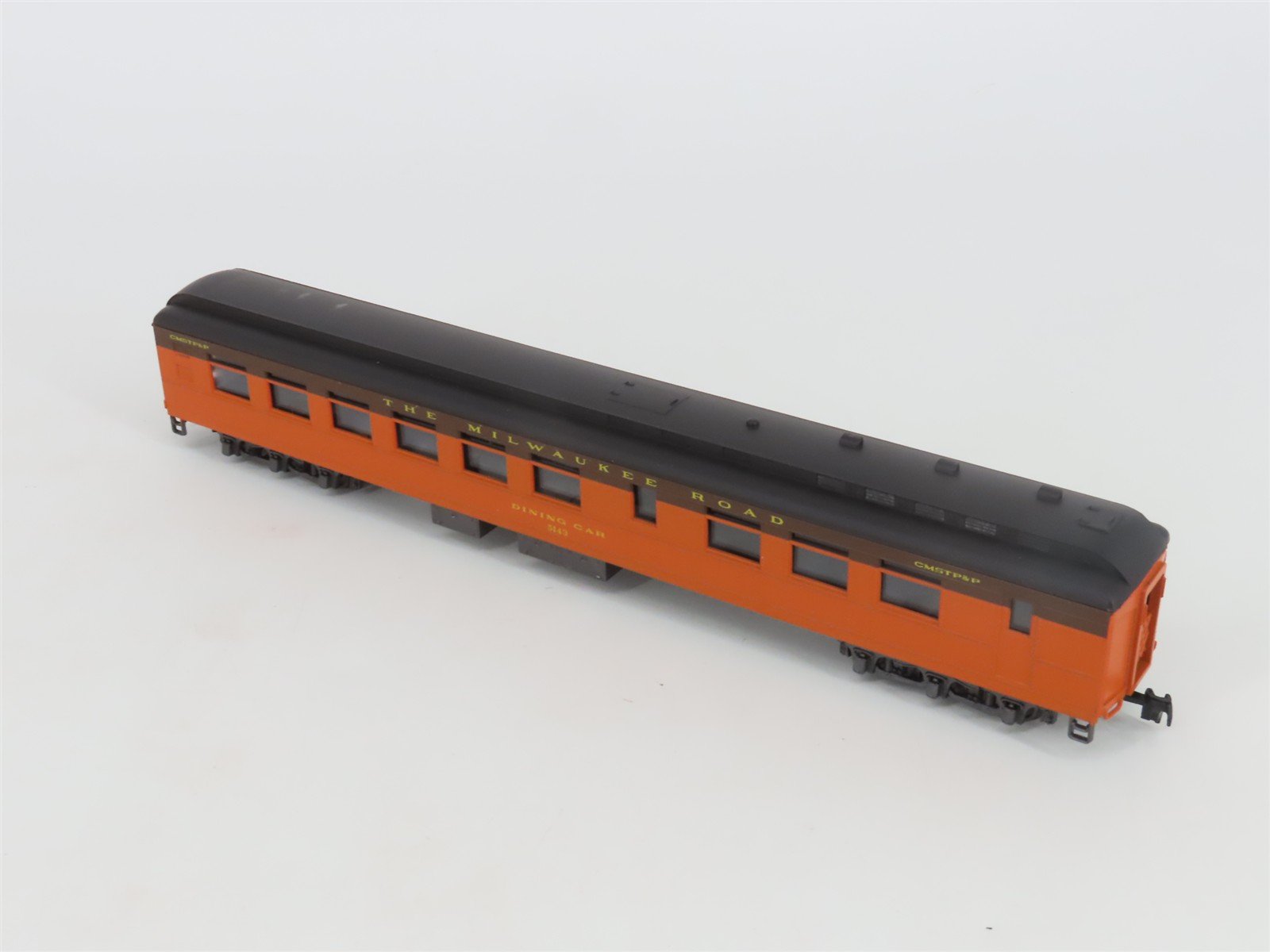 HO Scale Rivarossi 6019/0 CMSTP&P MILW Milwaukee Road Diner Passenger Car #5143