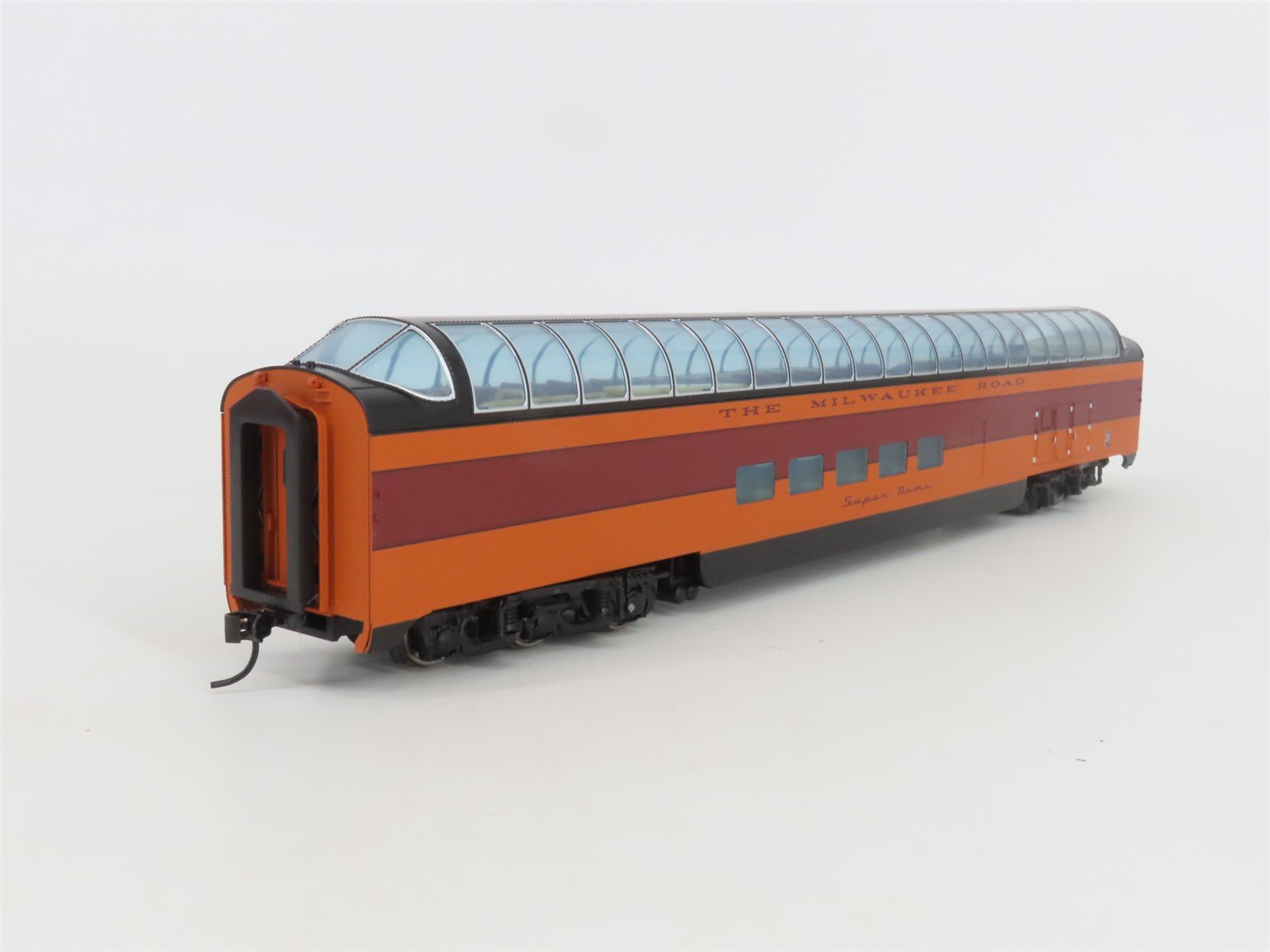 HO Walthers 932-9207 MILW 1955 Twin Cities Hiawatha PS Super Dome Passenger No#