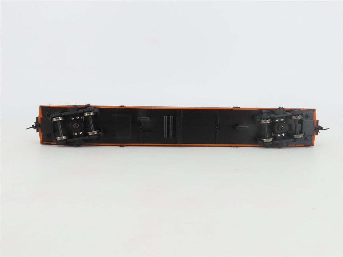 HO Walthers 932-9202 MILW 1955 Twin Cities Hiawatha Baggage Express Passenger