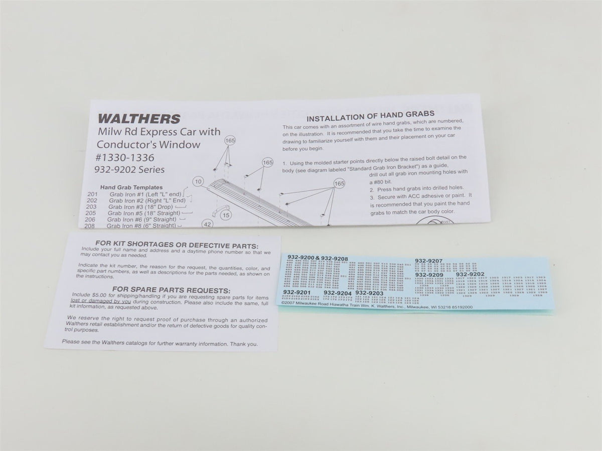 HO Walthers 932-9202 MILW 1955 Twin Cities Hiawatha Baggage Express Passenger