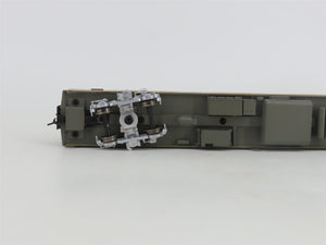 HO Walthers 932-9241 MILW Milwaukee Hiawatha Yellow 26-Seat Tap Lounge Passenger